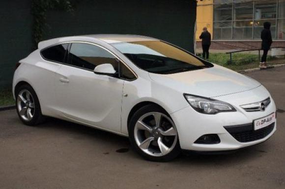 Opel Astra 1.3 diesel or similar