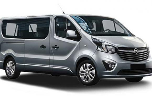 Opel Vivaro 9 Seats